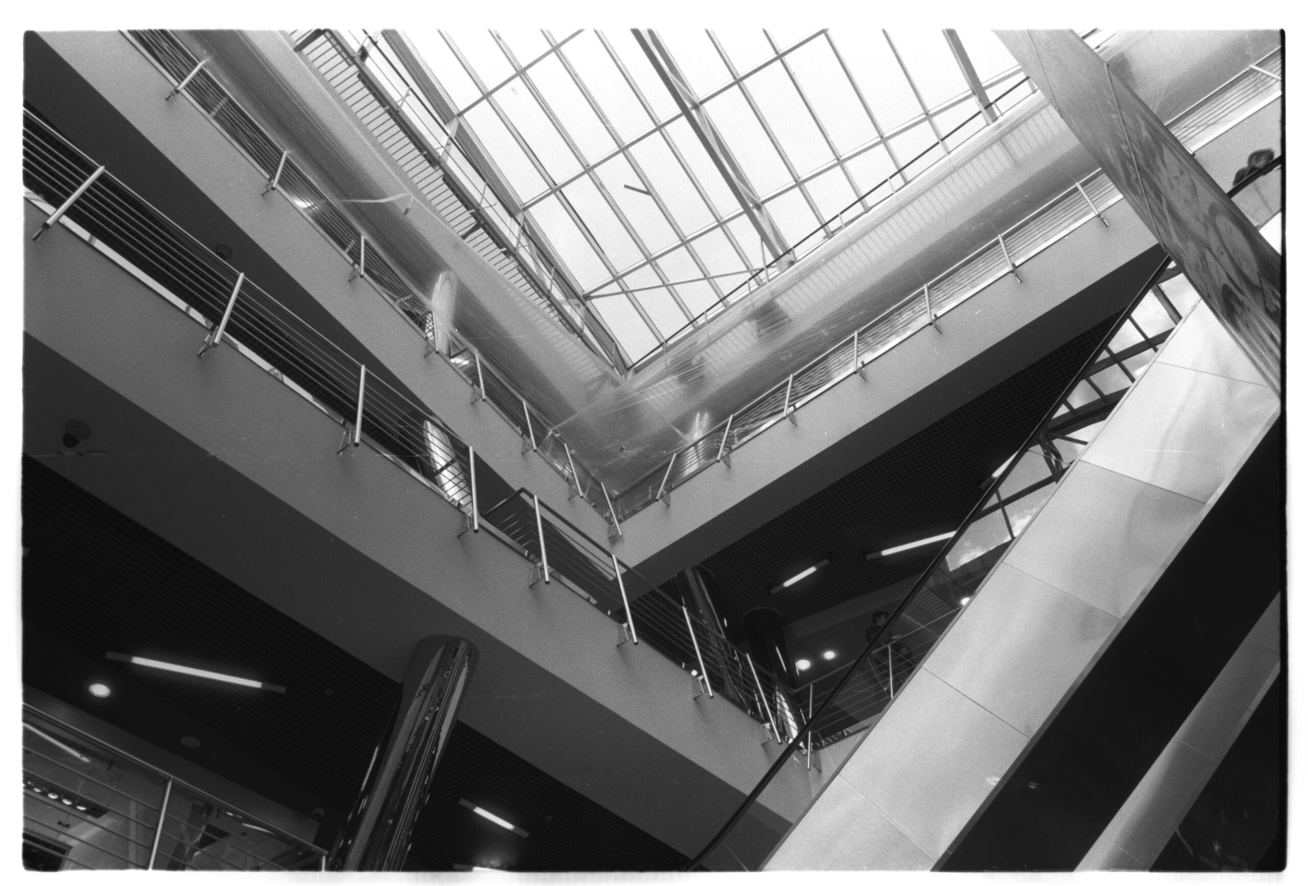 Varshavskii Shopping Center, Moscow — Photographed by William C. Brumfield, May 15, 2005